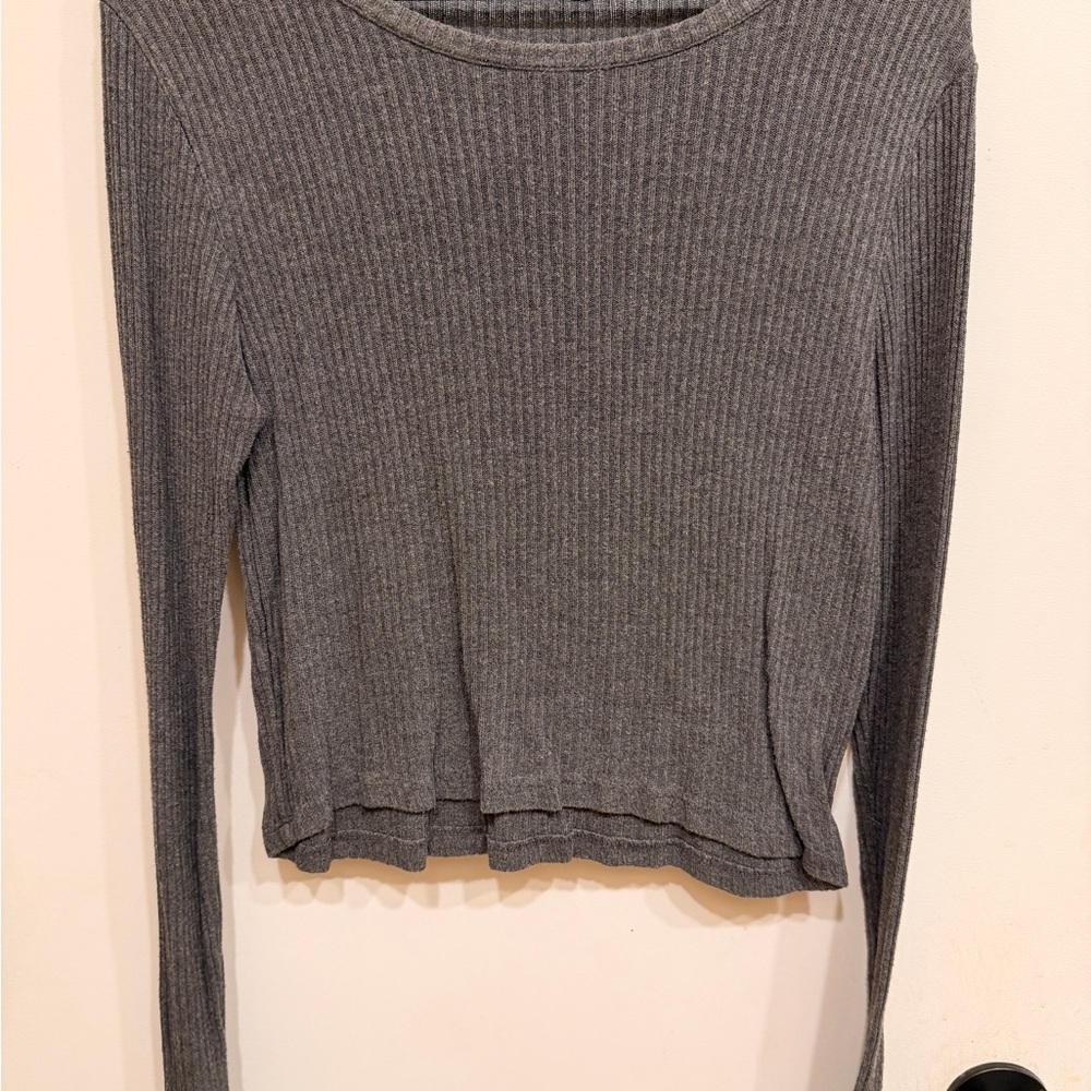 Brandy Melville Ribbed Long-Sleeve Top in Gray